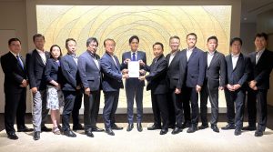 “小児医療費の助成対象年齢”を早期に18歳までに
